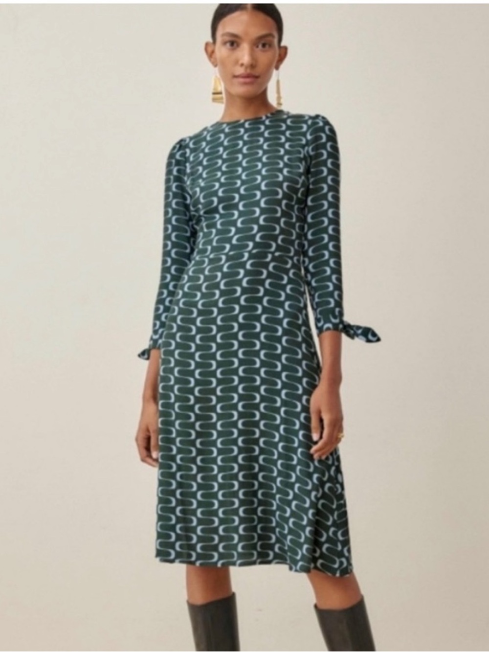 REFORMATION Port print midi dress in Venture green